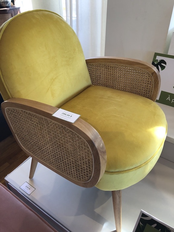 fauteuil jaune velours cannage HomeSense