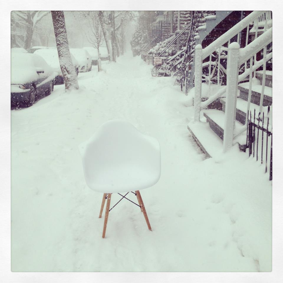 chaise eames blanche