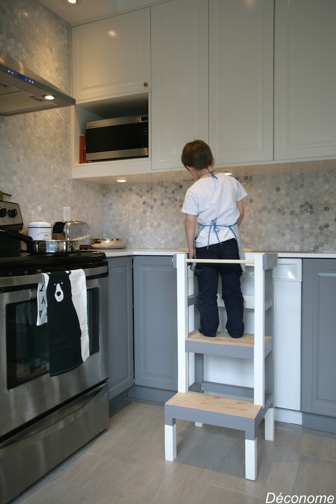 Escabeau de cuisine pour enfant, fabriqué au Québec