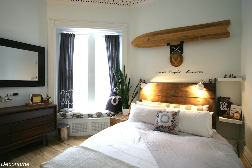 chambre à coucher surf / bedroom with a vintage surfboard as headboard