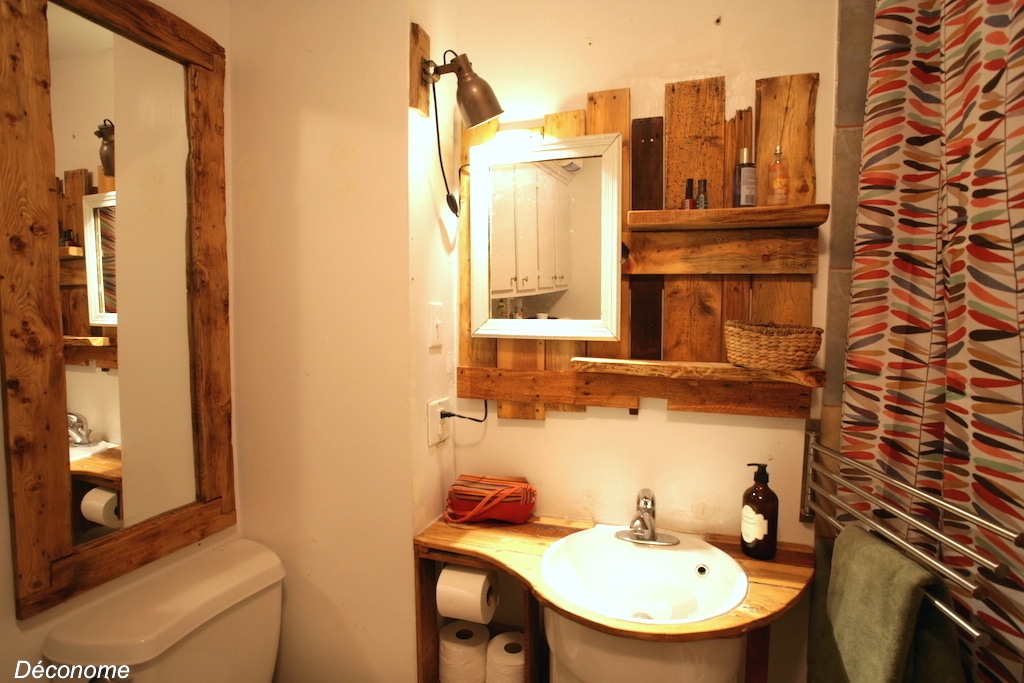 Meuble lavabo rond et plan de travail fabriqué en palettes / bathroom vanity with pallets