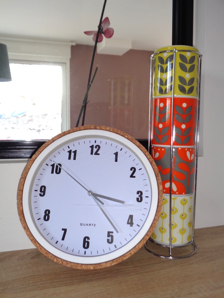 DIY horloge avec contour en liège