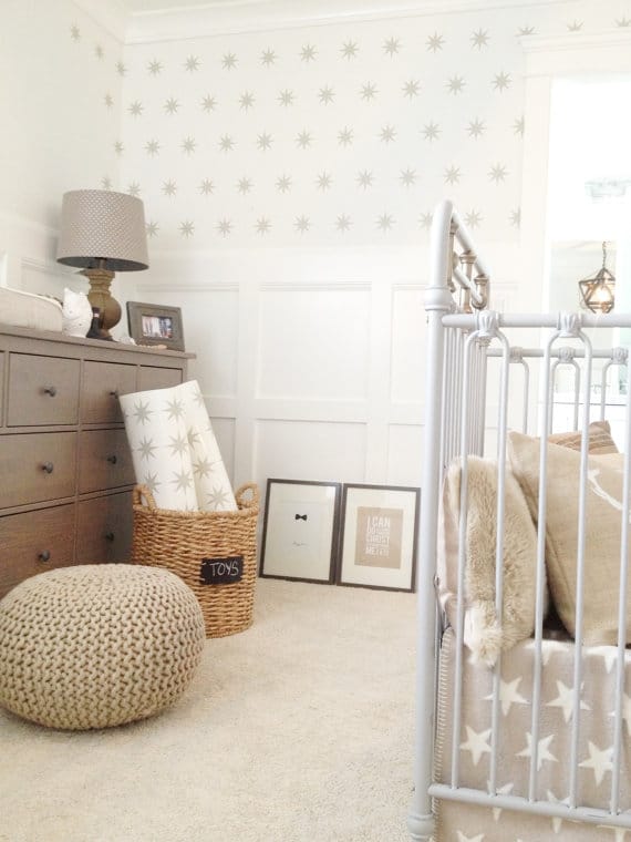 Déco de chambre de bébé, pièces pratiques et shelfies