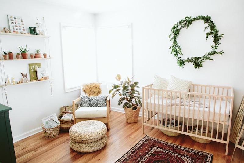 chambre de bébé unisexe bois et matières naturelles / baby nursery wood and natural textures