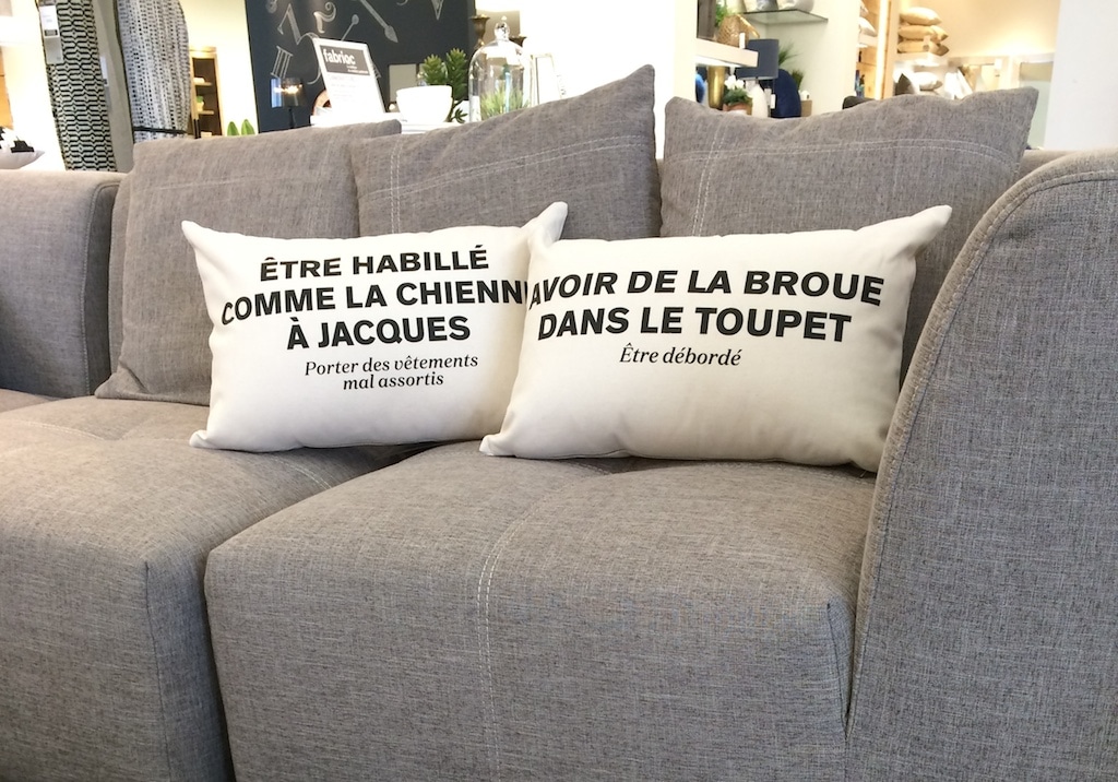 coussin phrase québecoise humour décoration