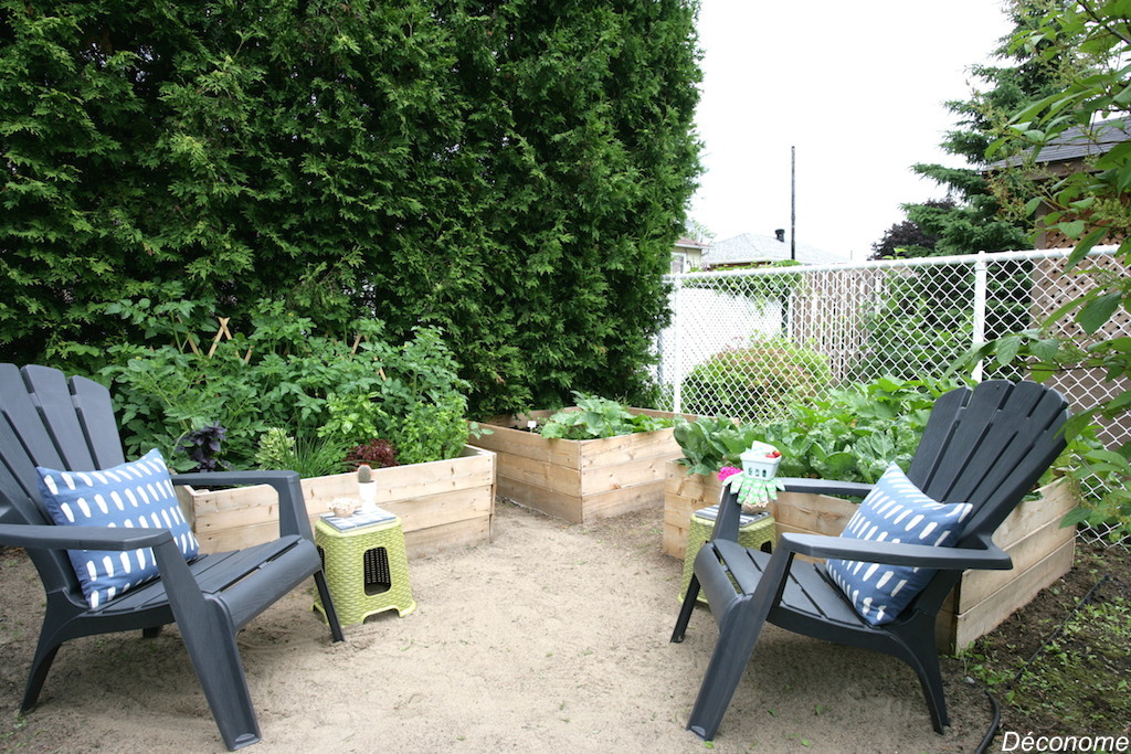 Raised bed vegetable garden / potager en bacas