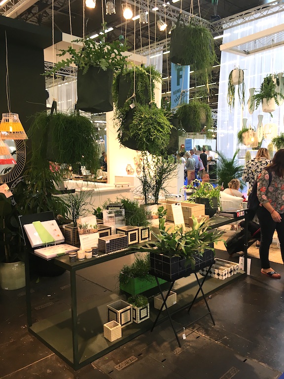 plantes suspendues stand Serax salon Maison & Objet 2017