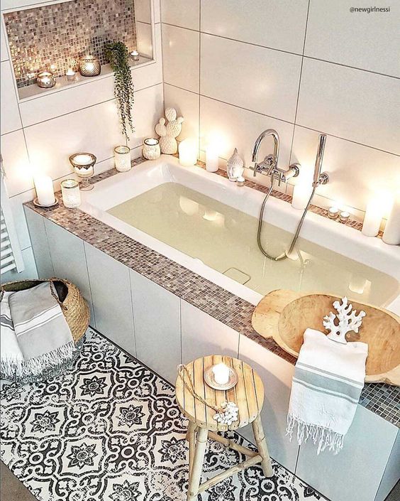 tendances déco 2021 Hygge salle de bain bougies