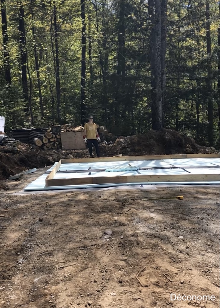 Coffrage dalle de béton pour cabanon