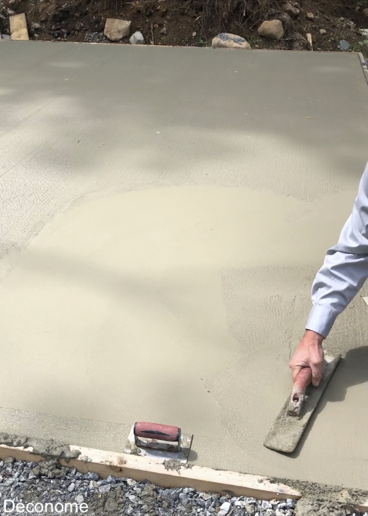 Lissage dalle de béton pour cabanon